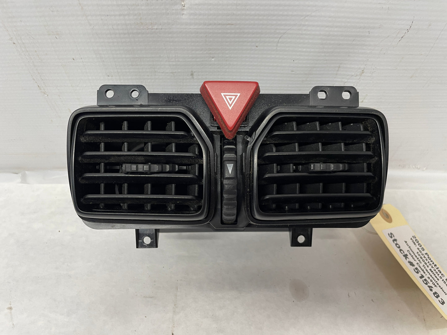 2006 Pontiac GTO Center Dash HVAC Vent w/ Hazard Button OEM - Day's Parts Yard