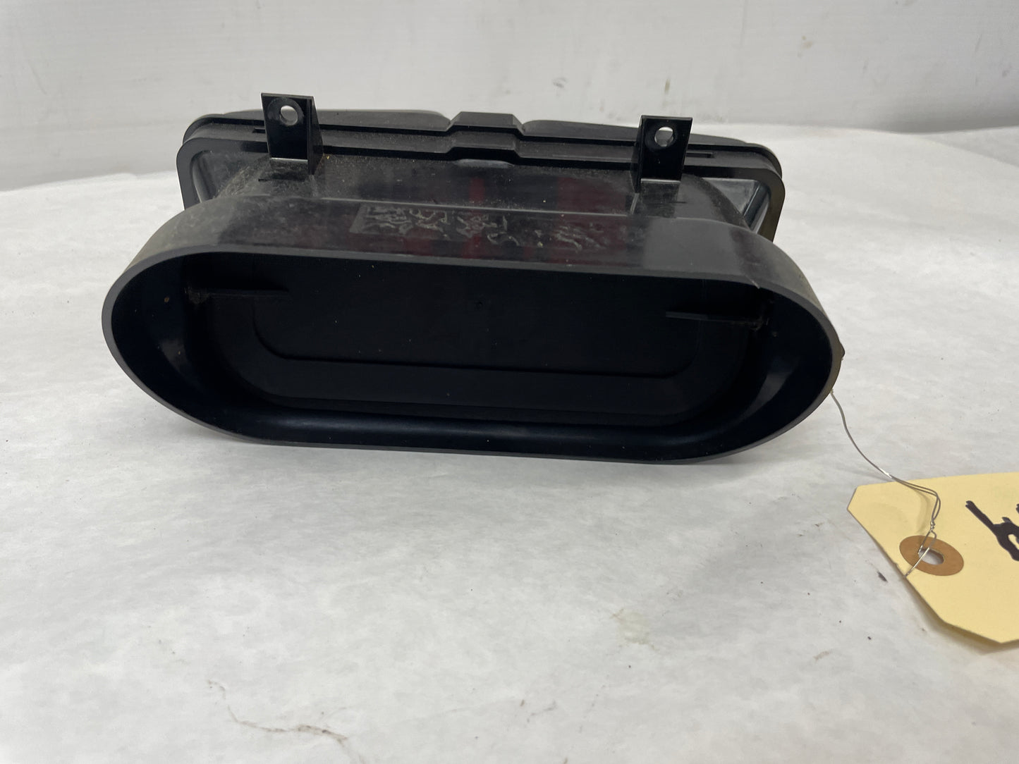 2006 Pontiac GTO Center Dash HVAC Vent w/ Hazard Button OEM - Day's Parts Yard