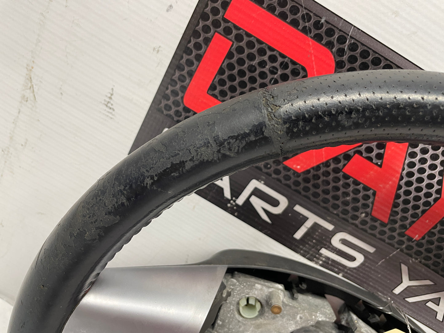 2006 Pontiac GTO Steering Wheel OEM - Day's Parts Yard