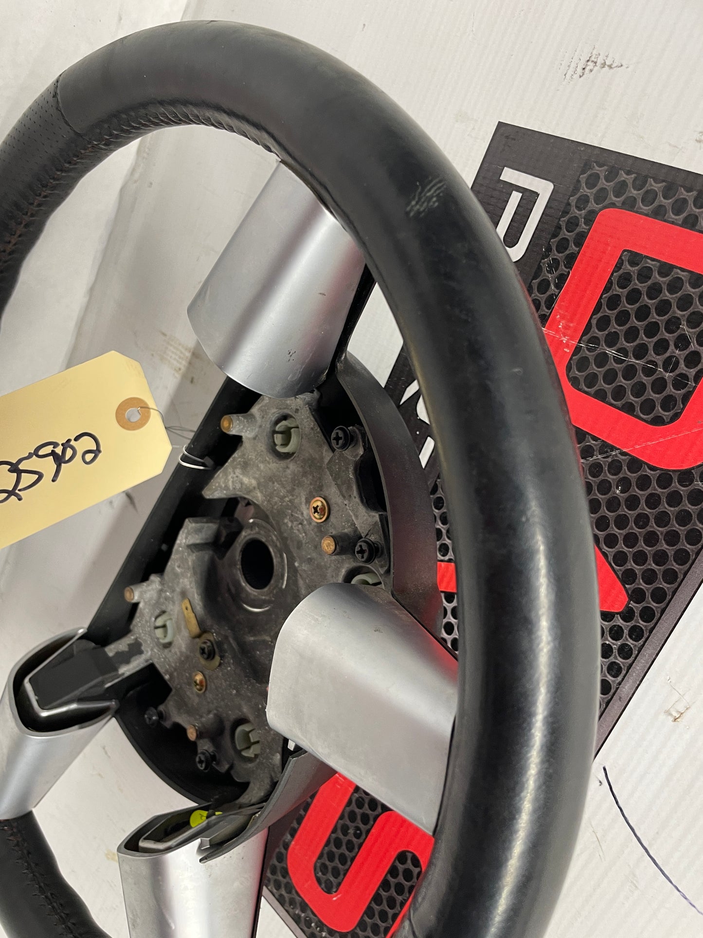 2006 Pontiac GTO Steering Wheel OEM - Day's Parts Yard