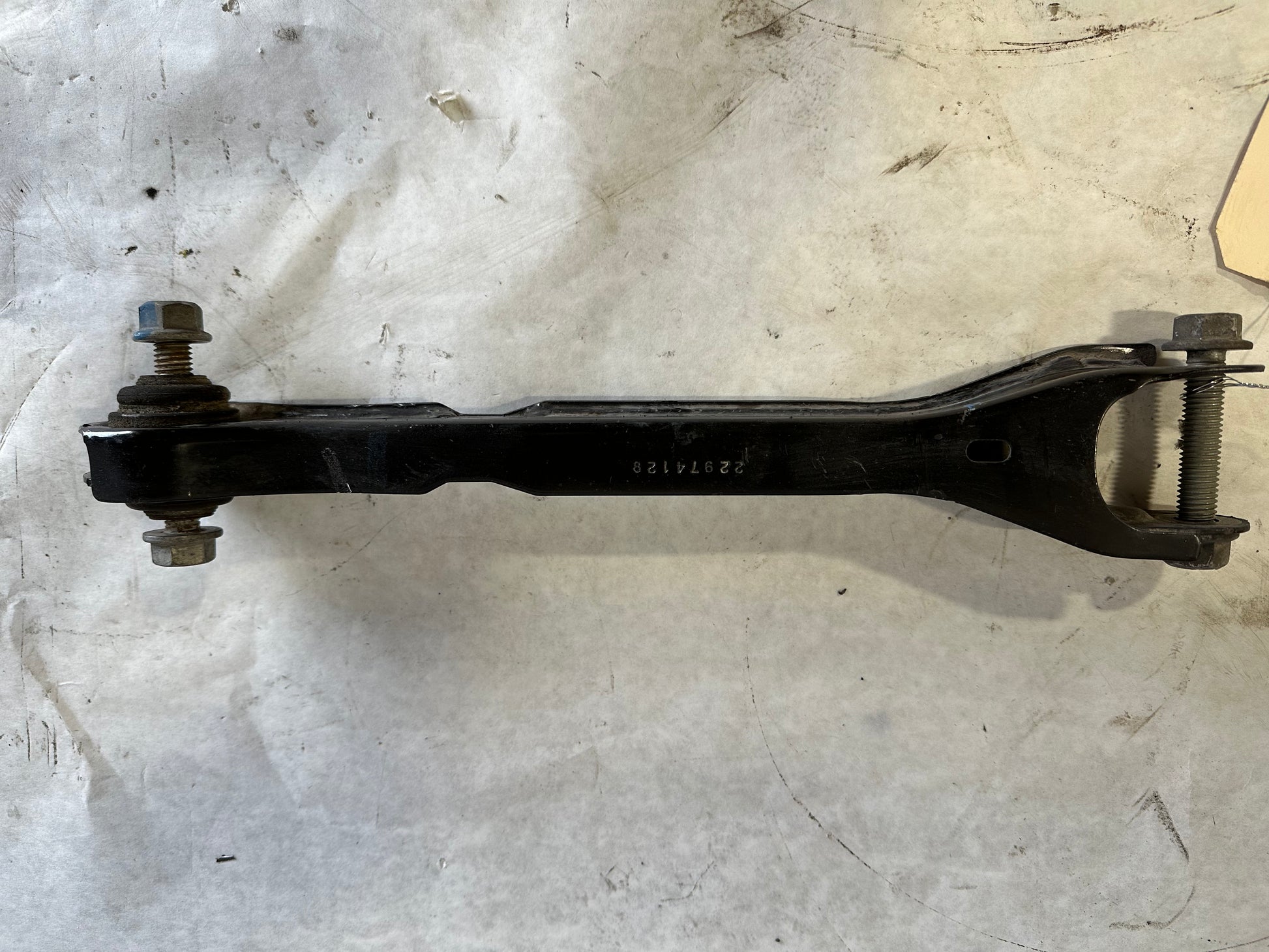 2017 Chevy Camaro ZL1 Rear LH Driver Upper Control Arm OEM - Day's Parts Yard