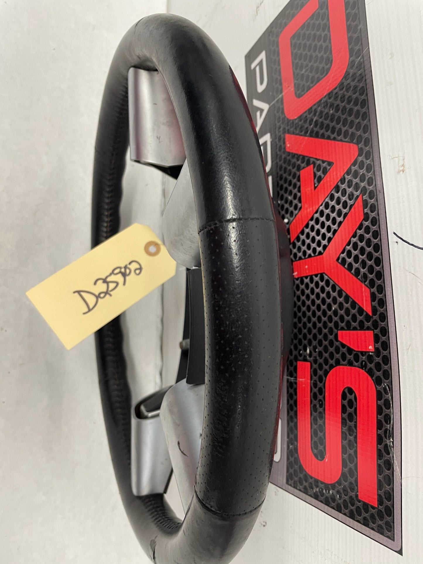 2006 Pontiac GTO Steering Wheel OEM - Day's Parts Yard