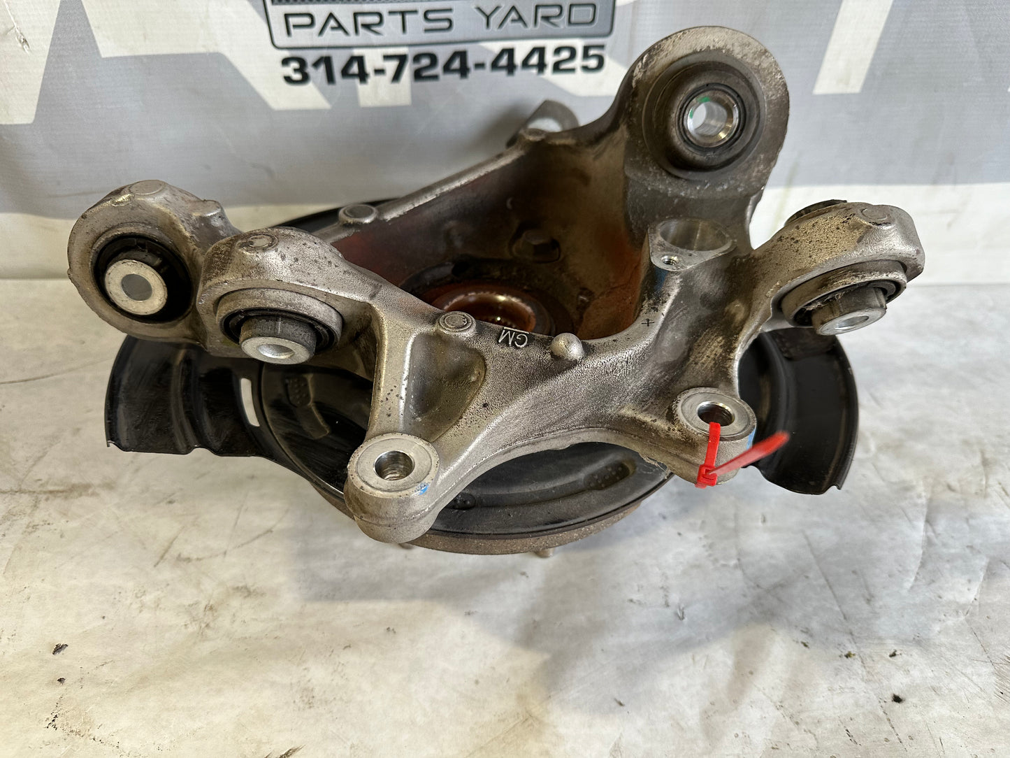 2017 Chevy Camaro ZL1 Rear RH Passenger Spindle Knuckle Hub OEM - Day's Parts Yard