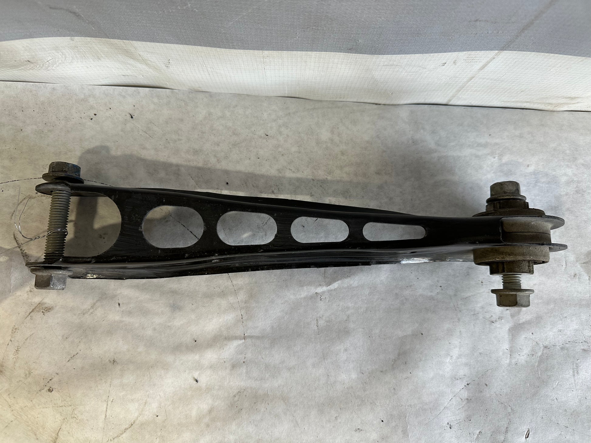 2017 Chevy Camaro ZL1 Rear LH Driver Control Arm OEM - Day's Parts Yard