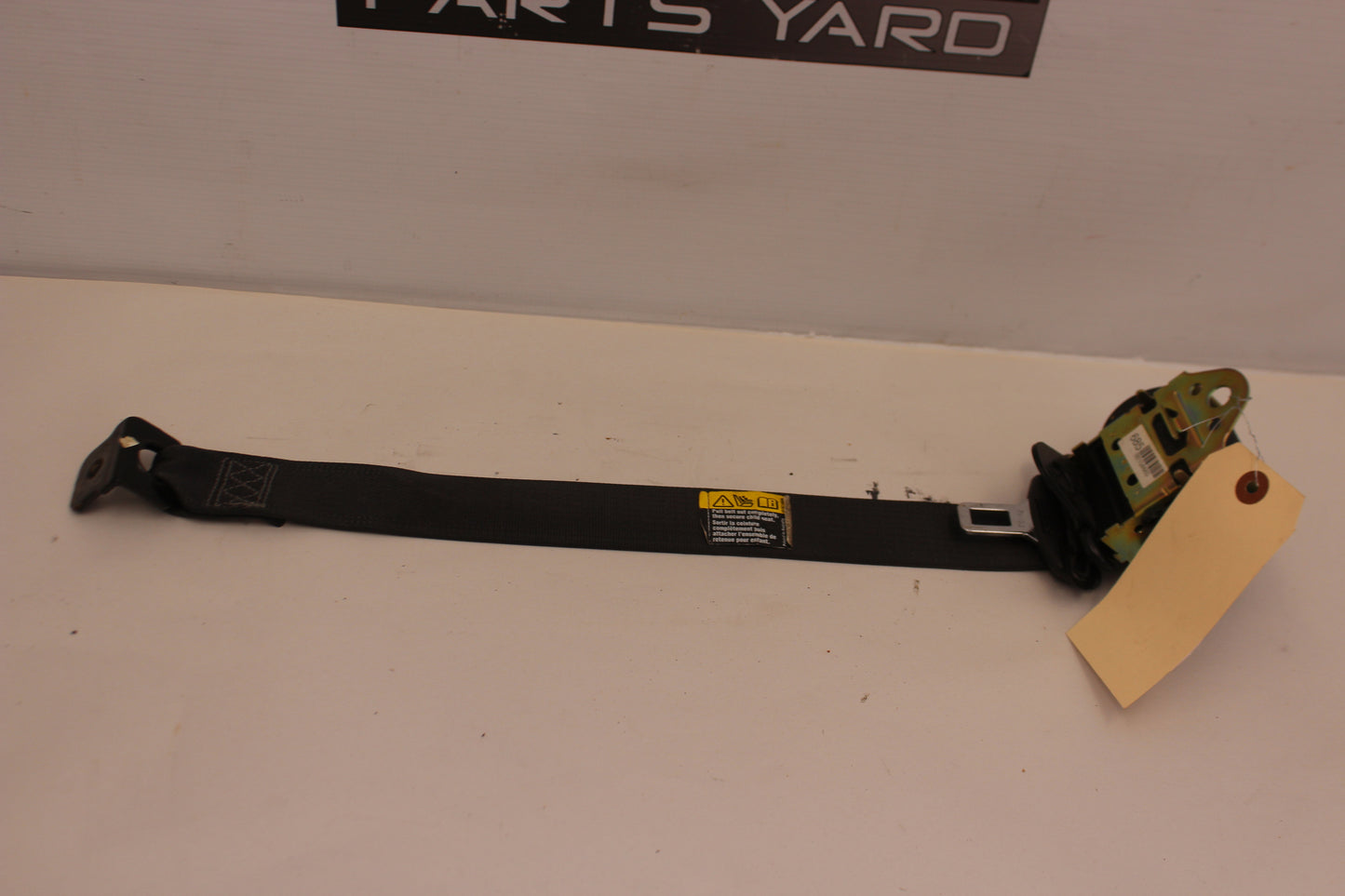 2005 Pontiac GTO LH Rear Seat Belt Retractor OEM - Day's Parts Yard