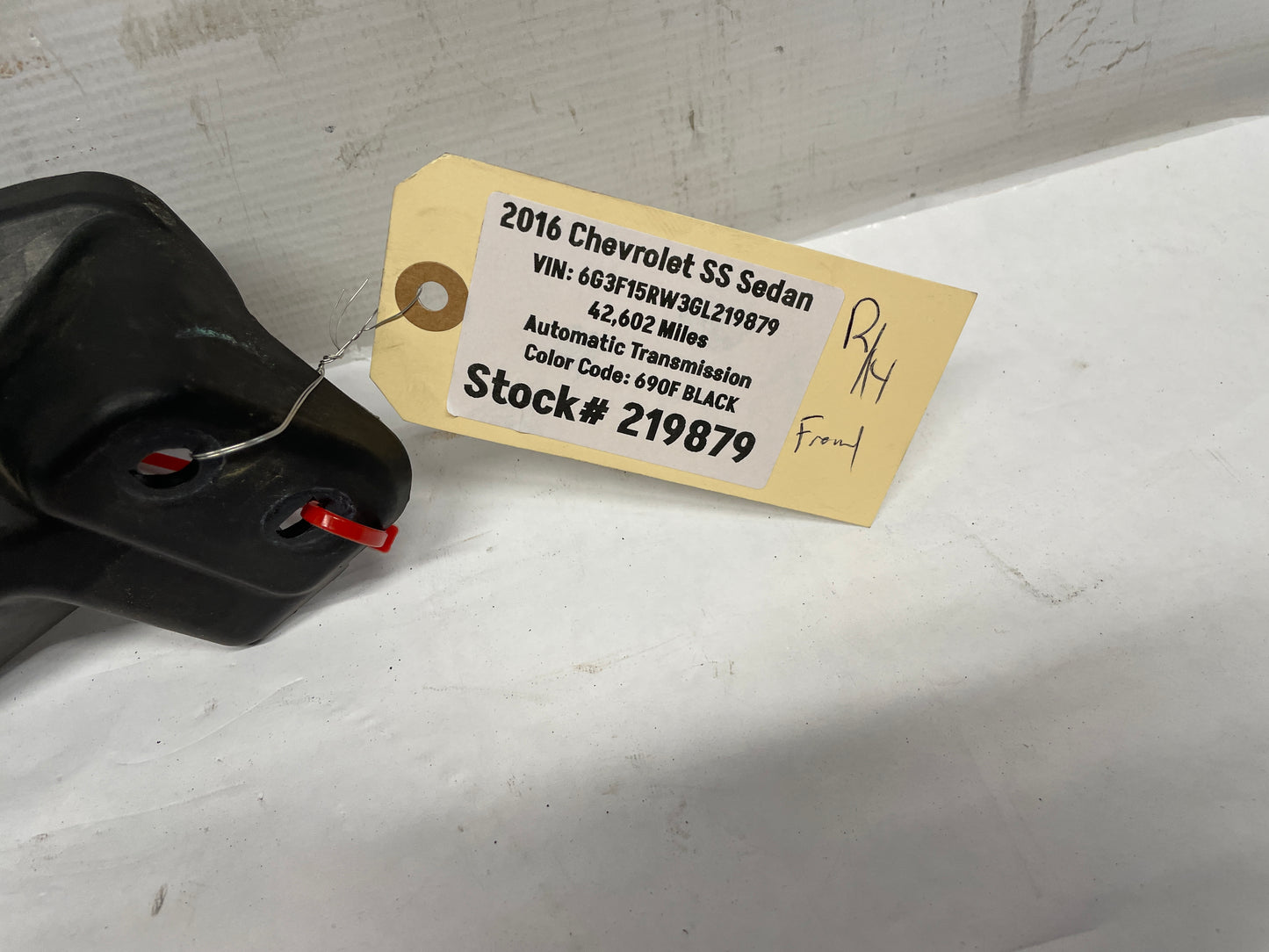 2016 Chevy SS Sedan RH Passenger Fender Bumper Bracket OEM - Day's Parts Yard