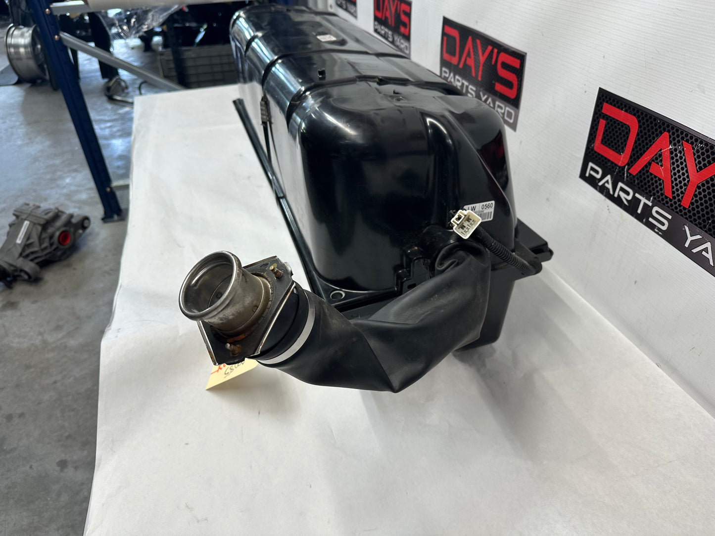 2005 Pontiac GTO Fuel Gas Tank OEM - Day's Parts Yard