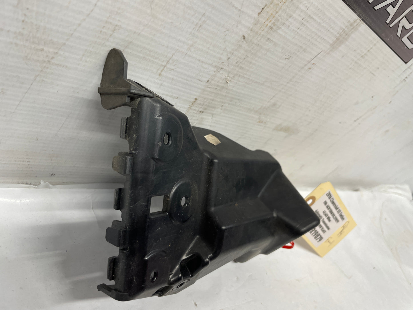 2016 Chevy SS Sedan RH Passenger Fender Bumper Bracket OEM - Day's Parts Yard