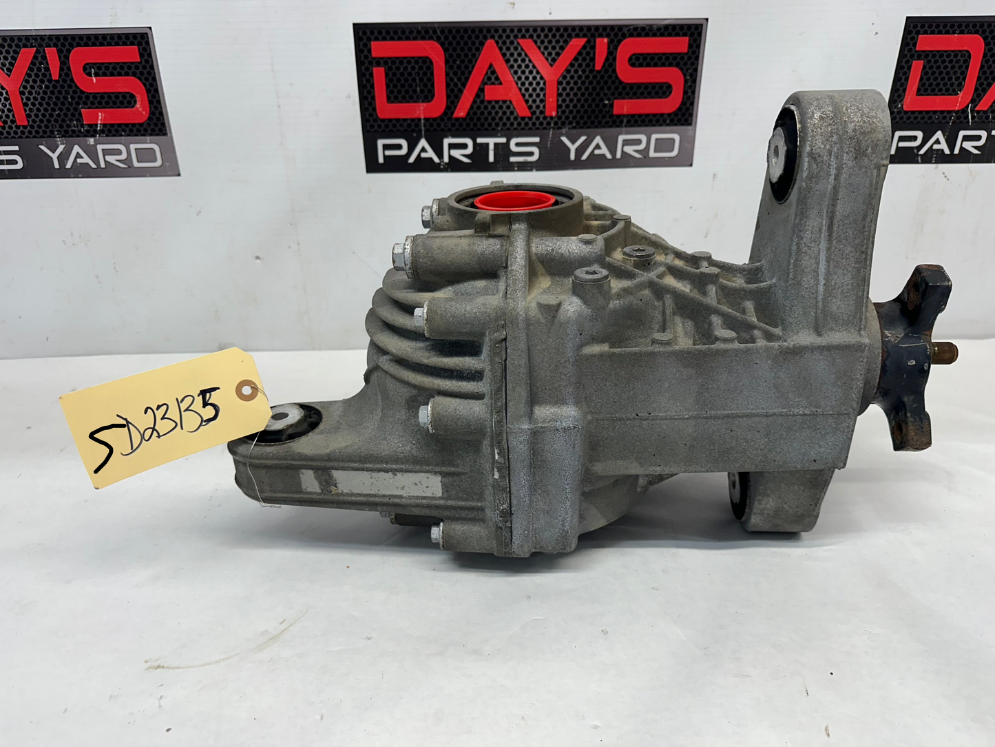 2009 Pontiac G8 GT Rear End Rearend 2.92 LSD Differential OEM - Day's Parts Yard