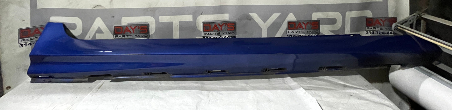 2017 Chevy SS Sedan RH Passenger Rocker Molding Trim OEM - Day's Parts Yard