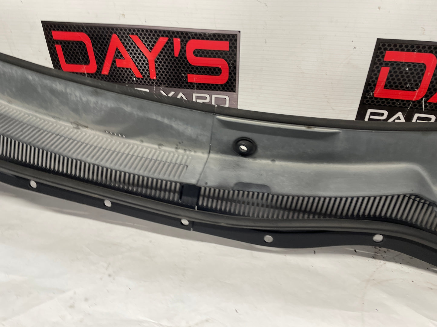2016 Chevy SS Sedan Windshield Wiper Cowl Grill OEM - Day's Parts Yard