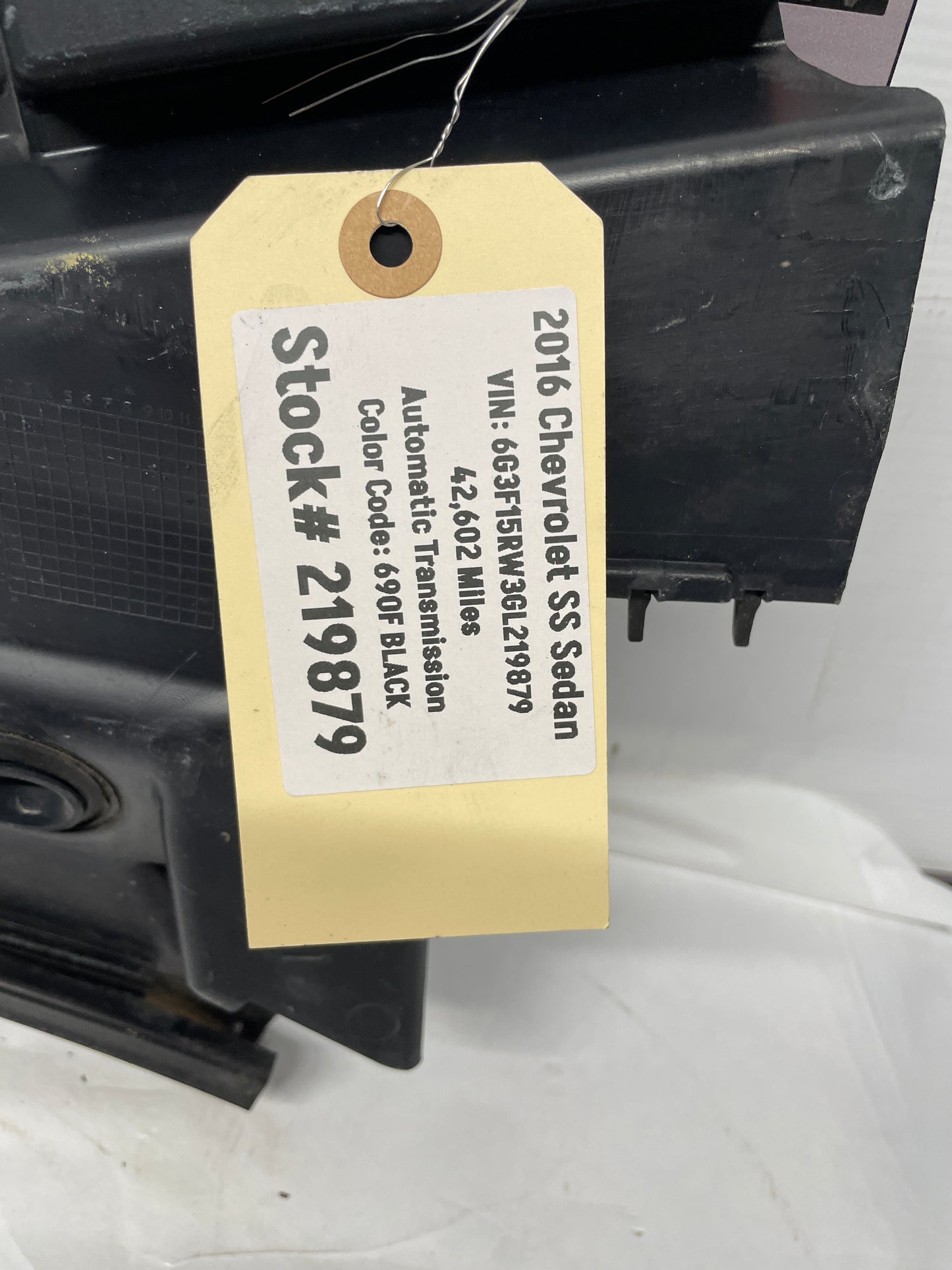 2016 Chevy SS Sedan Windshield Wiper Cowl Grill OEM - Day's Parts Yard
