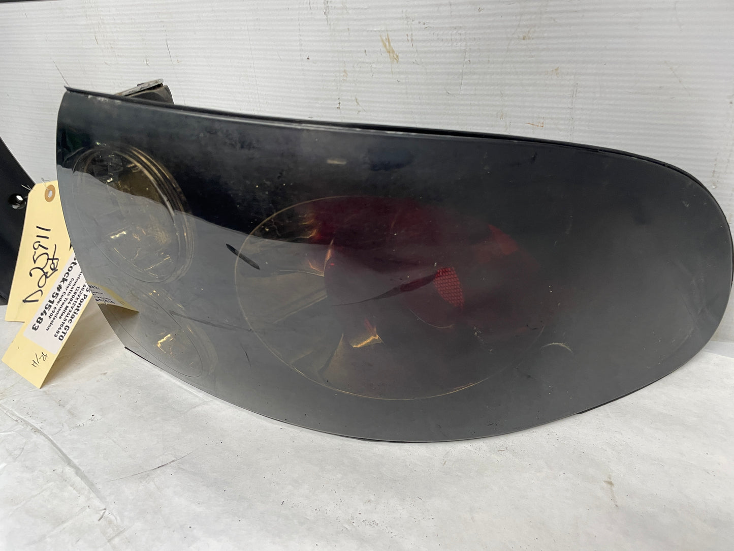 2006 Pontiac GTO RH & LH Tail Light Taillight Lamp OEM - Day's Parts Yard