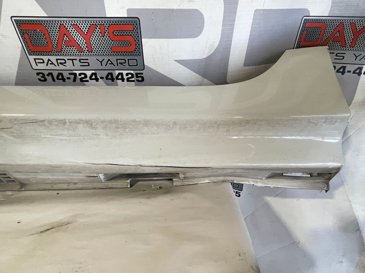 2014 Chevy SS Sedan LH Driver Rocker Molding Trim OEM - Day's Parts Yard