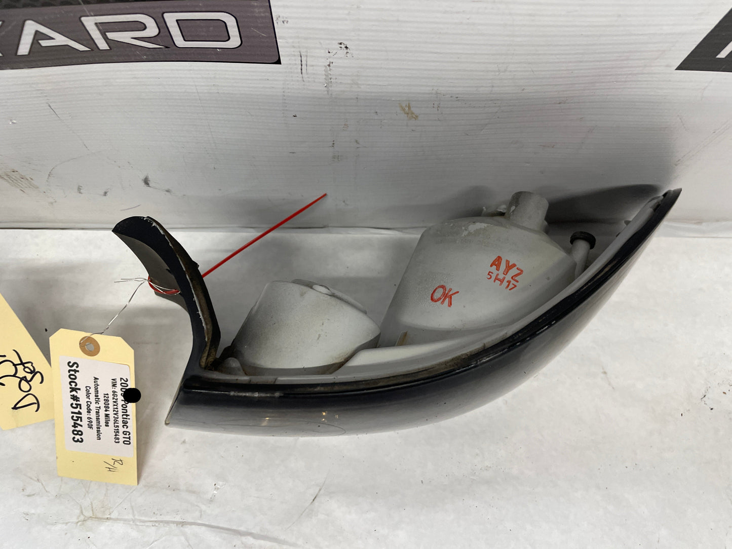 2006 Pontiac GTO RH & LH Tail Light Taillight Lamp OEM - Day's Parts Yard