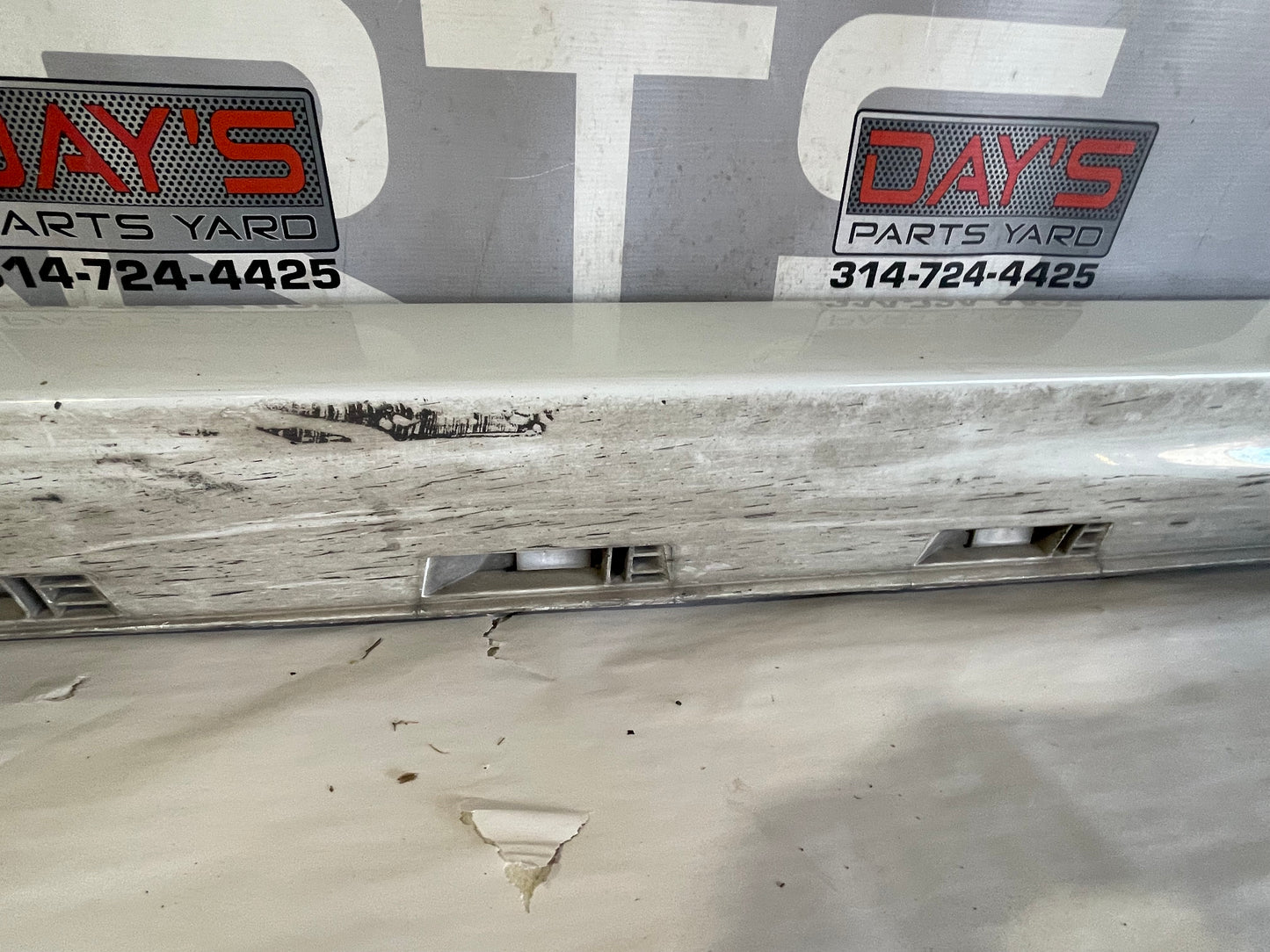 2014 Chevy SS Sedan LH Driver Rocker Molding Trim OEM - Day's Parts Yard