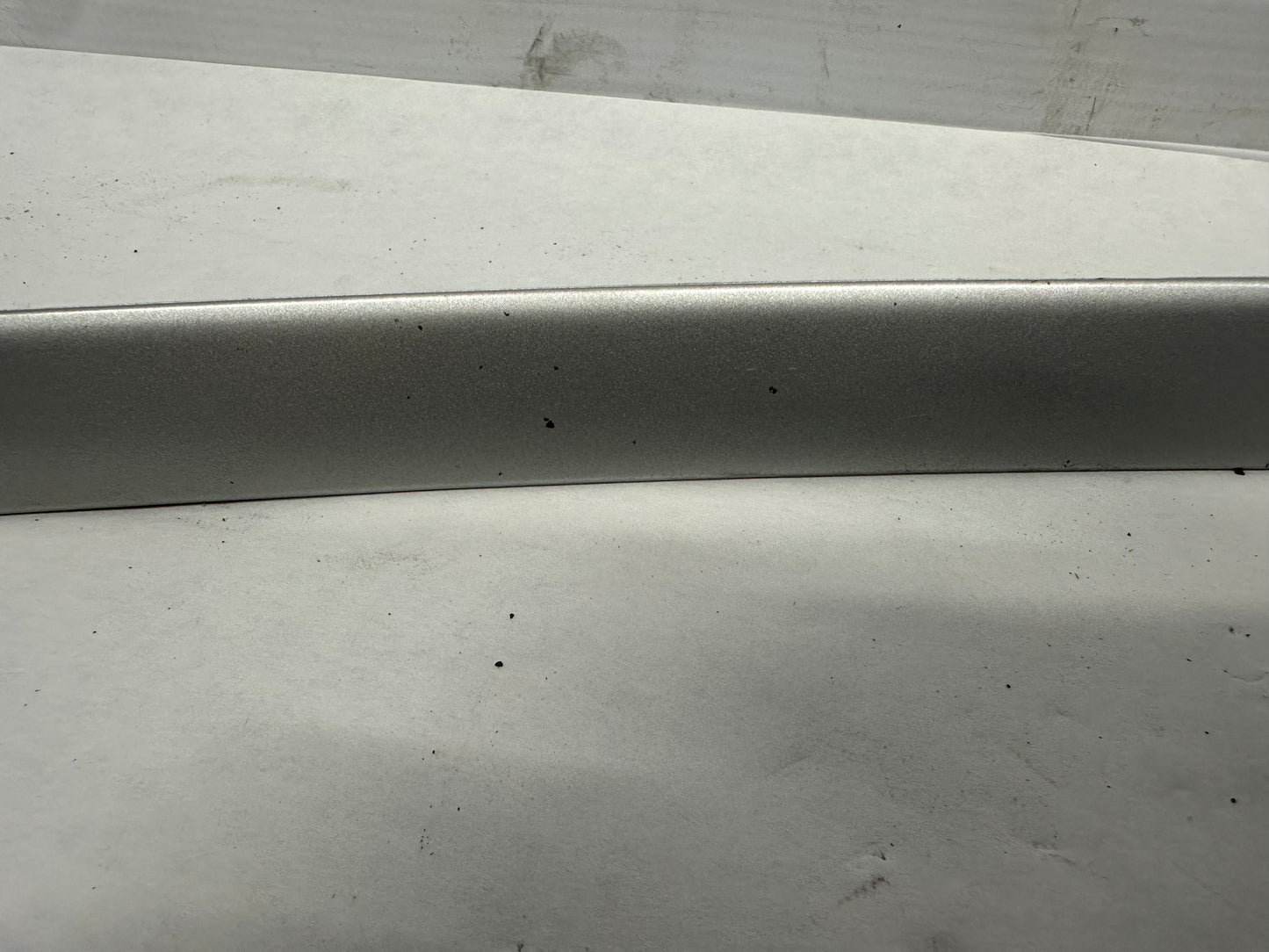 2009 Pontiac G8 GT LH & RH Silver Dash Trim Accent OEM - Day's Parts Yard