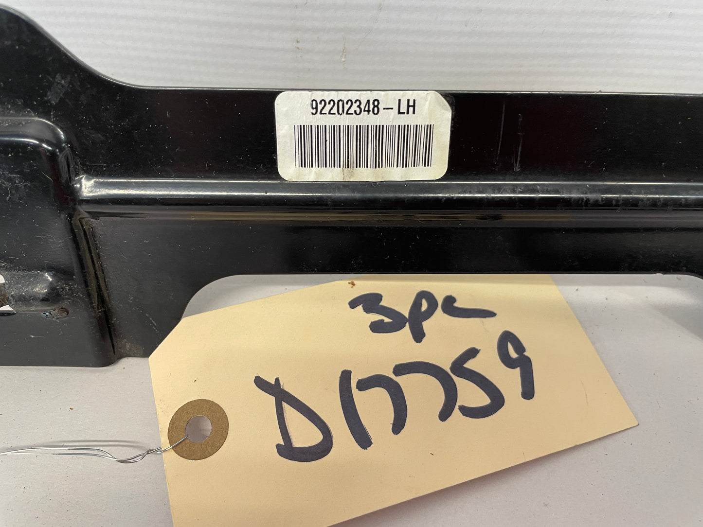 2009 Pontiac G8 GT 3PC Rear Seat Brackets OEM - Day's Parts Yard