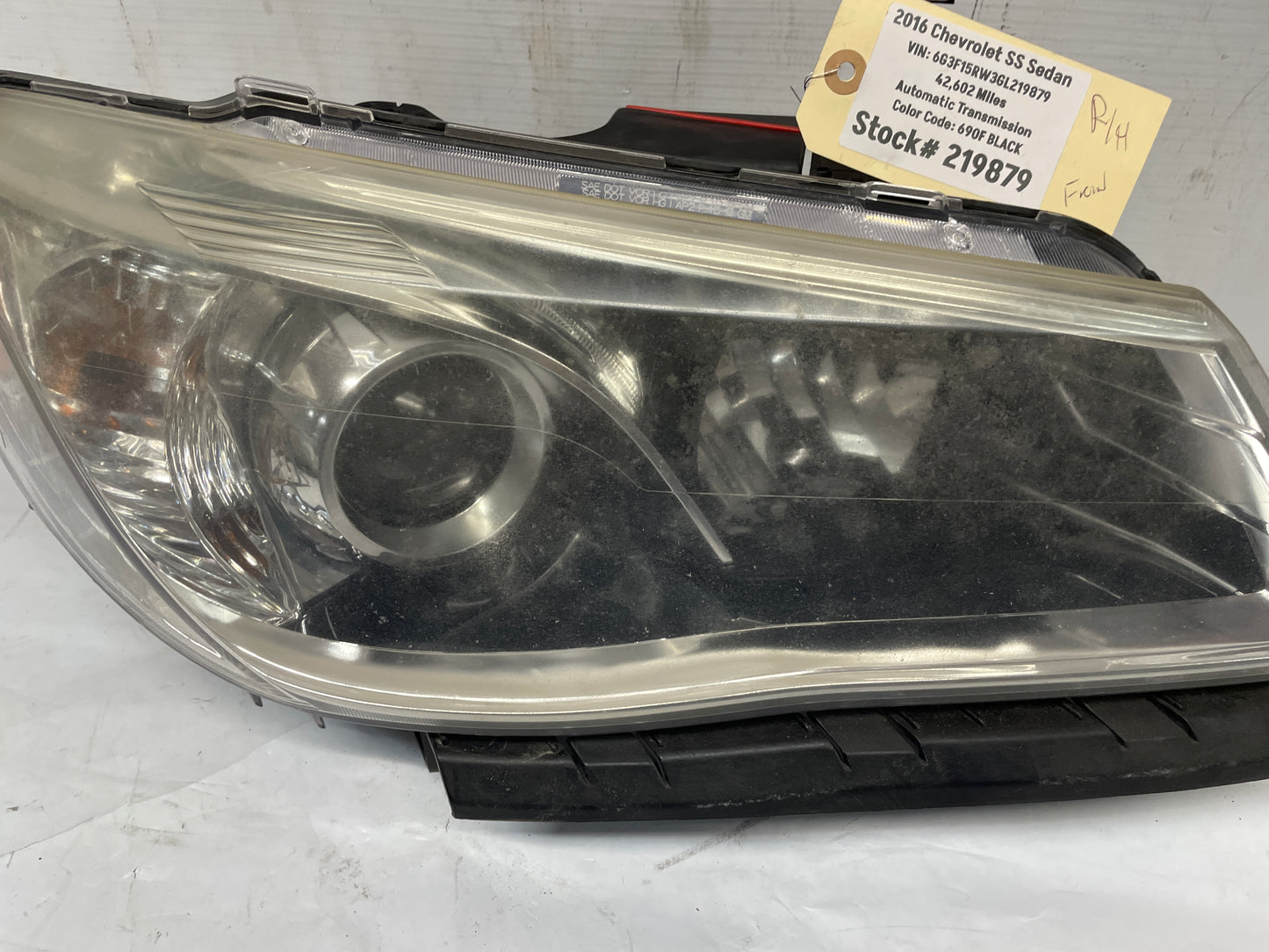 2016 Chevy SS Sedan RH Passenger Head Light Lamp Headlight OEM - Day's Parts Yard