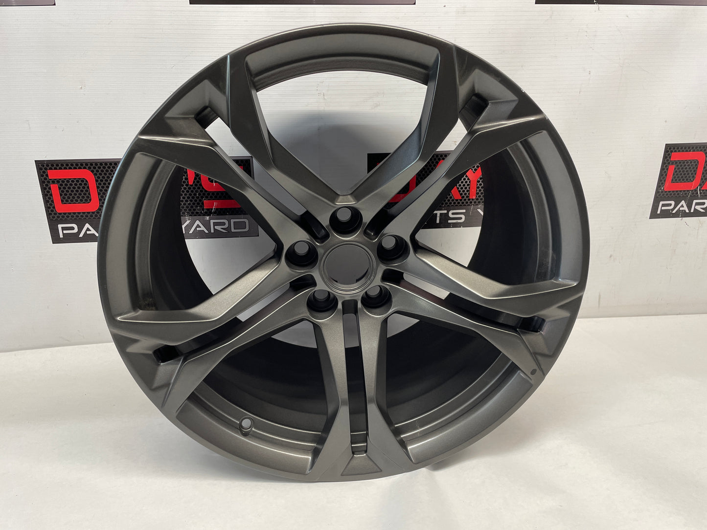 2019 Chevy Camaro SS 1LE Rear Wheel 20X11 23442884 OEM - Day's Parts Yard