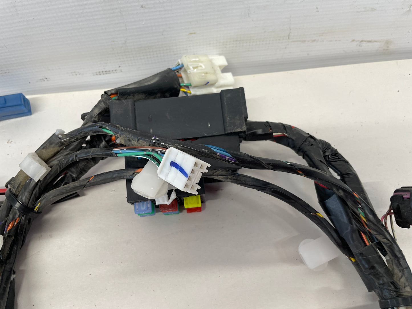 2009 Pontiac G8 GT Trunk Wire Wiring Harness OEM - Day's Parts Yard