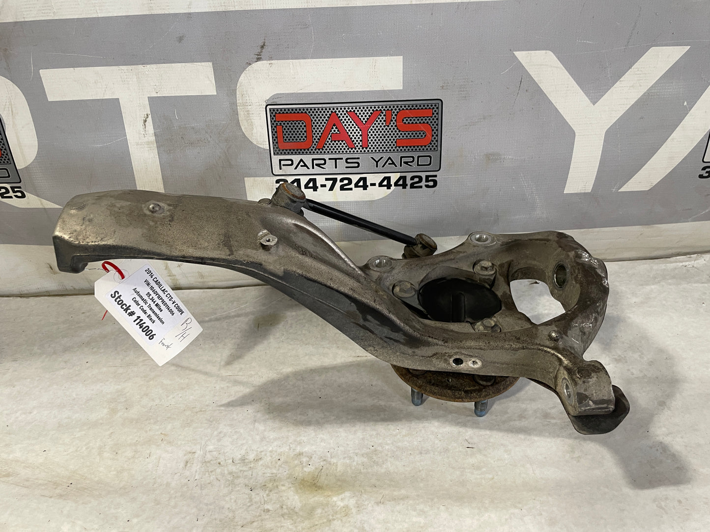 2014 Cadillac CTS-V Coupe Front RH Passenger Spindle Knuckle Hub Assembly OEM - Day's Parts Yard