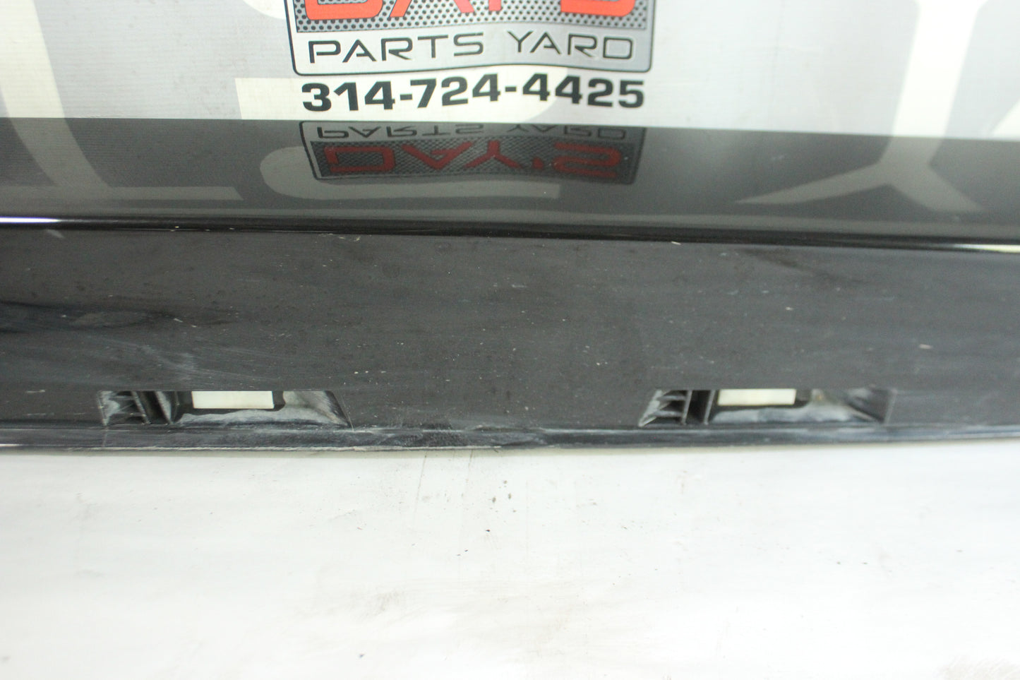 2015 Chevy SS Sedan RH Passenger Rocker Trim Molding OEM - Day's Parts Yard