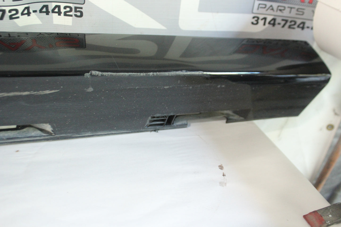 2015 Chevy SS Sedan RH Passenger Rocker Trim Molding OEM - Day's Parts Yard