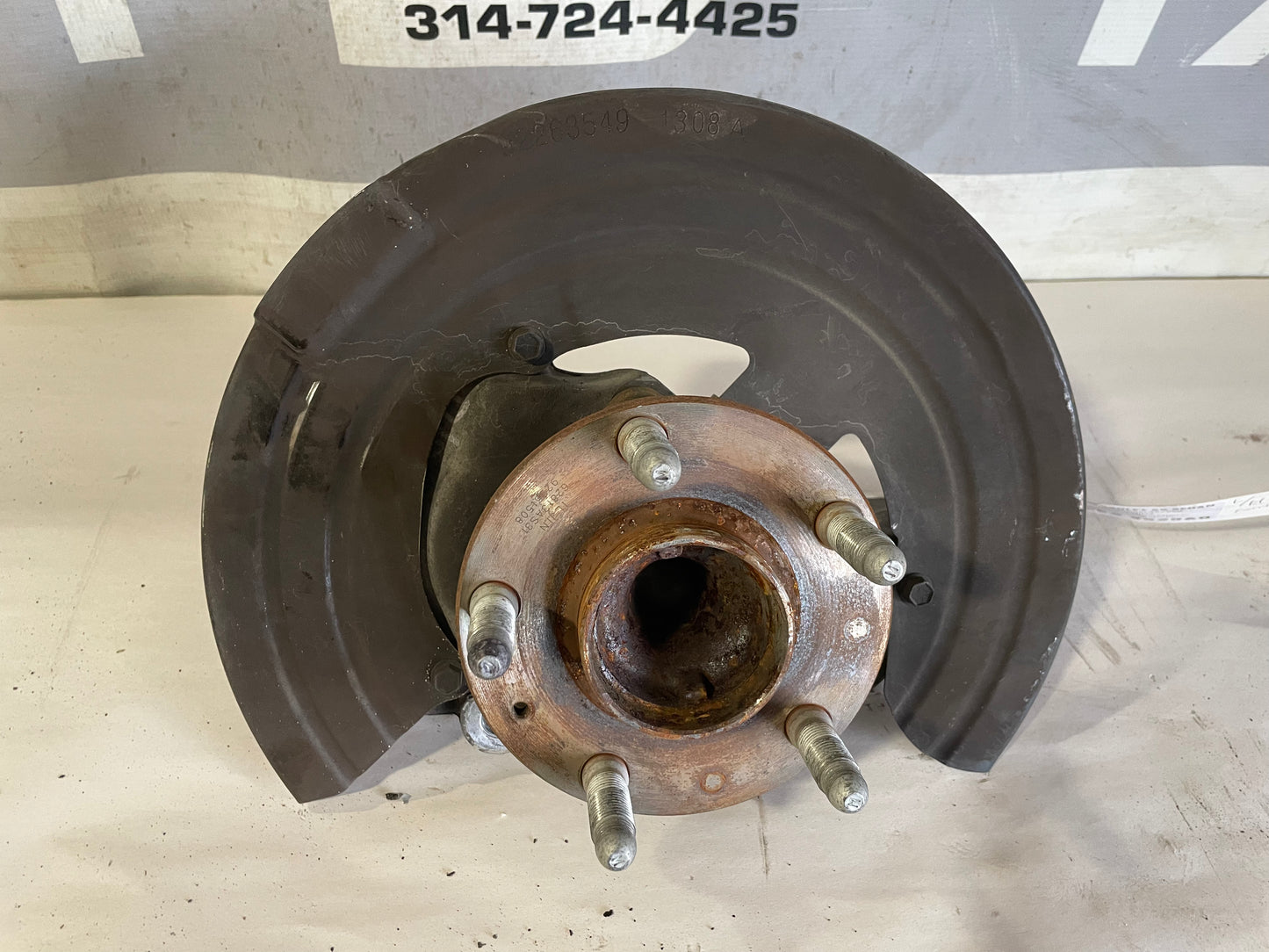 2014 Chevy SS Sedan Front LH Driver Hub Spindle Assembly OEM - Day's Parts Yard