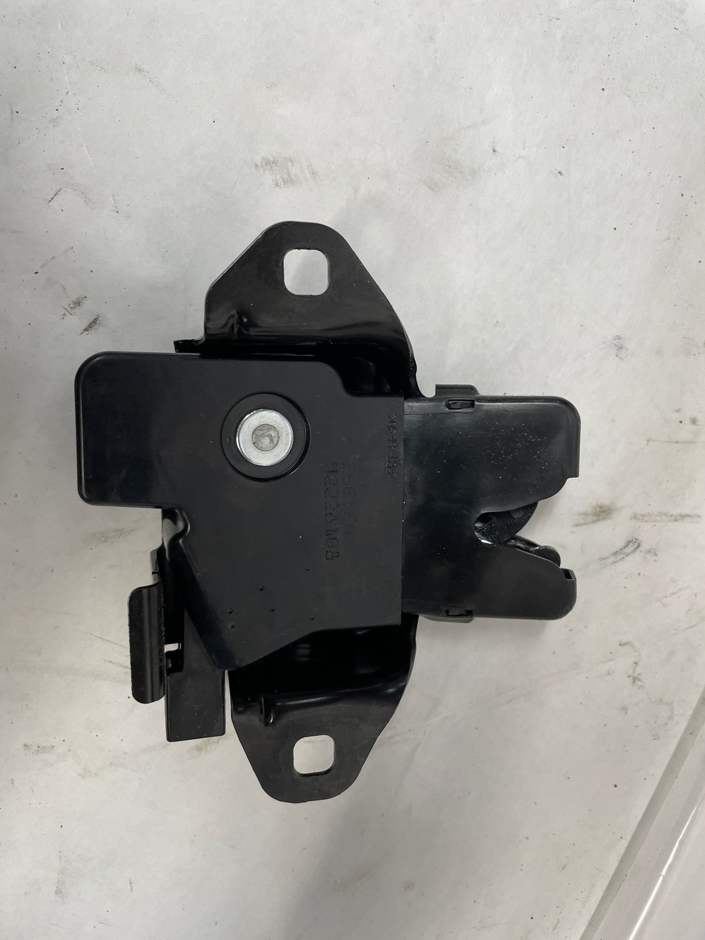 2017 Chevy SS Sedan Trunk Deck Lid Latch Lock Actuator OEM - Day's Parts Yard