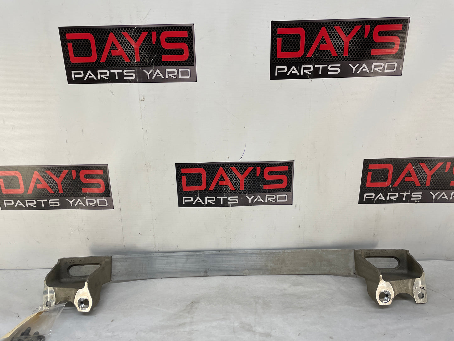 2010 Cadillac CTS-V Sedan Front Strut Tower Bracket Brace Bar OEM