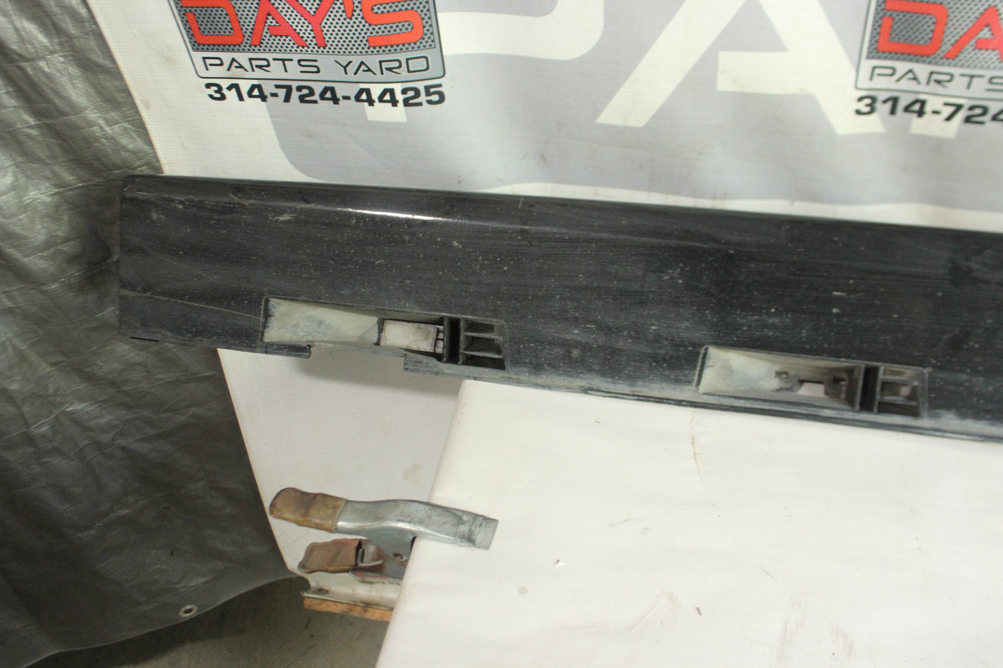 2015 Chevy SS Sedan LH Driver Rocker Molding Panel Trim OEM - Day's Parts Yard