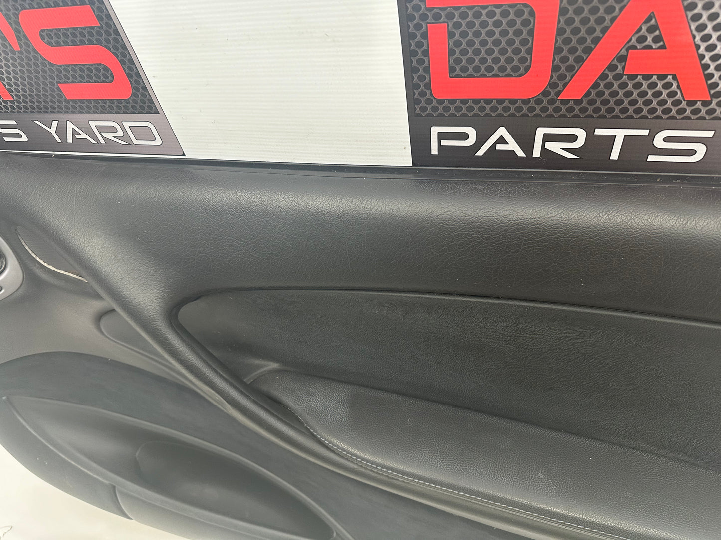 2006 Pontiac GTO Front RH Passenger Door Panel OEM - Day's Parts Yard