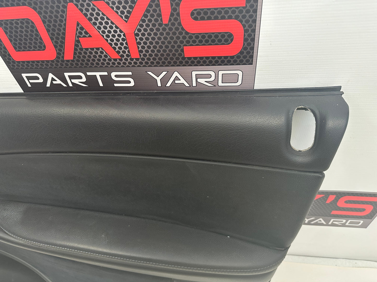 2006 Pontiac GTO Front RH Passenger Door Panel OEM - Day's Parts Yard