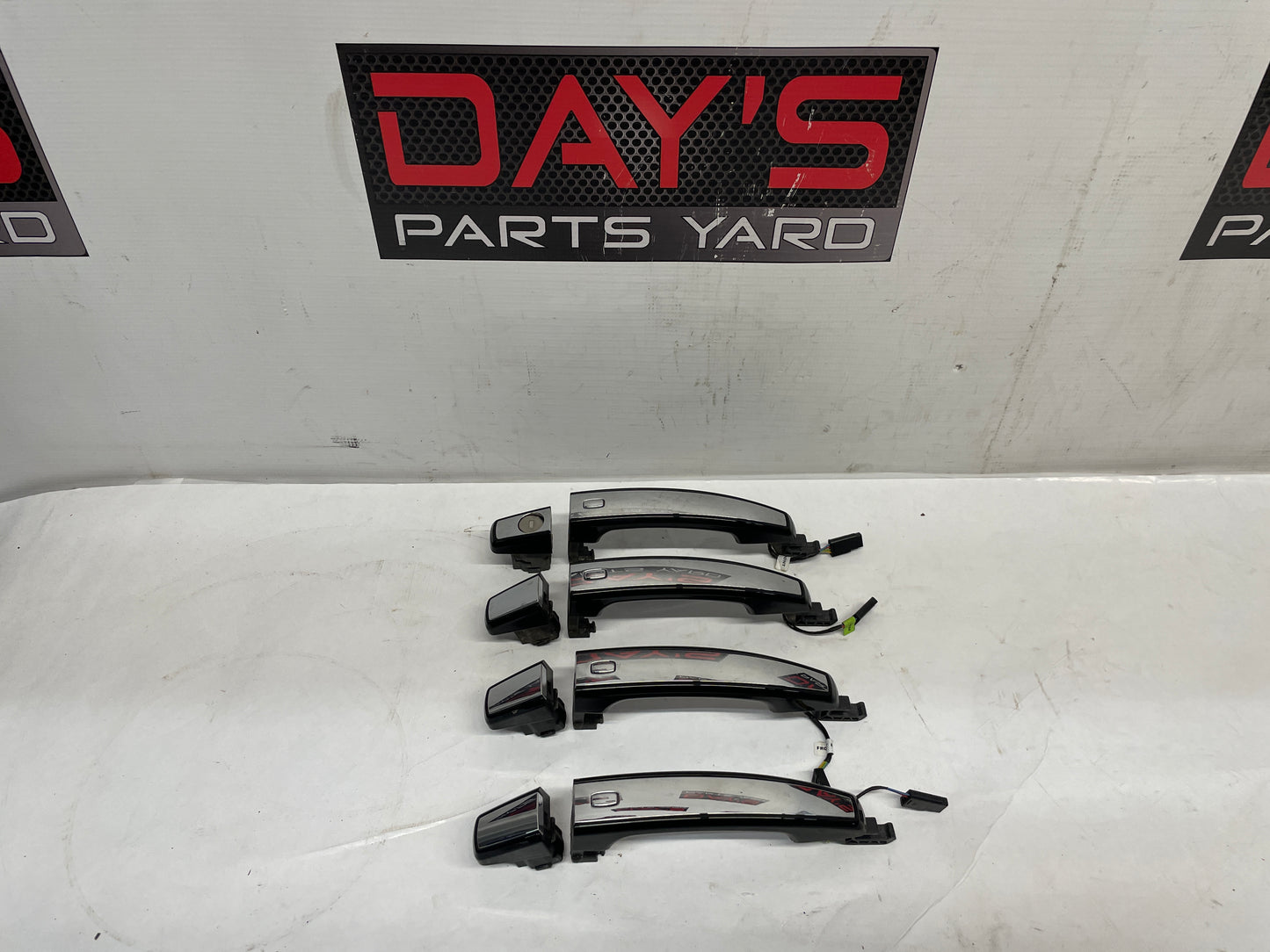 2016 Chevy SS Sedan Exterior Door Handle Set Black/ Chrome OEM - Day's Parts Yard