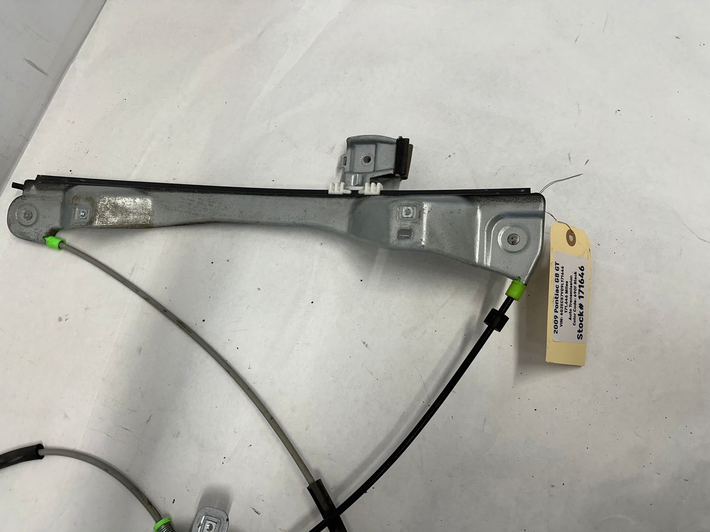 2009 Pontiac G8 GT LH Driver Front Door Window Regulator Motor OEM - Day's Parts Yard