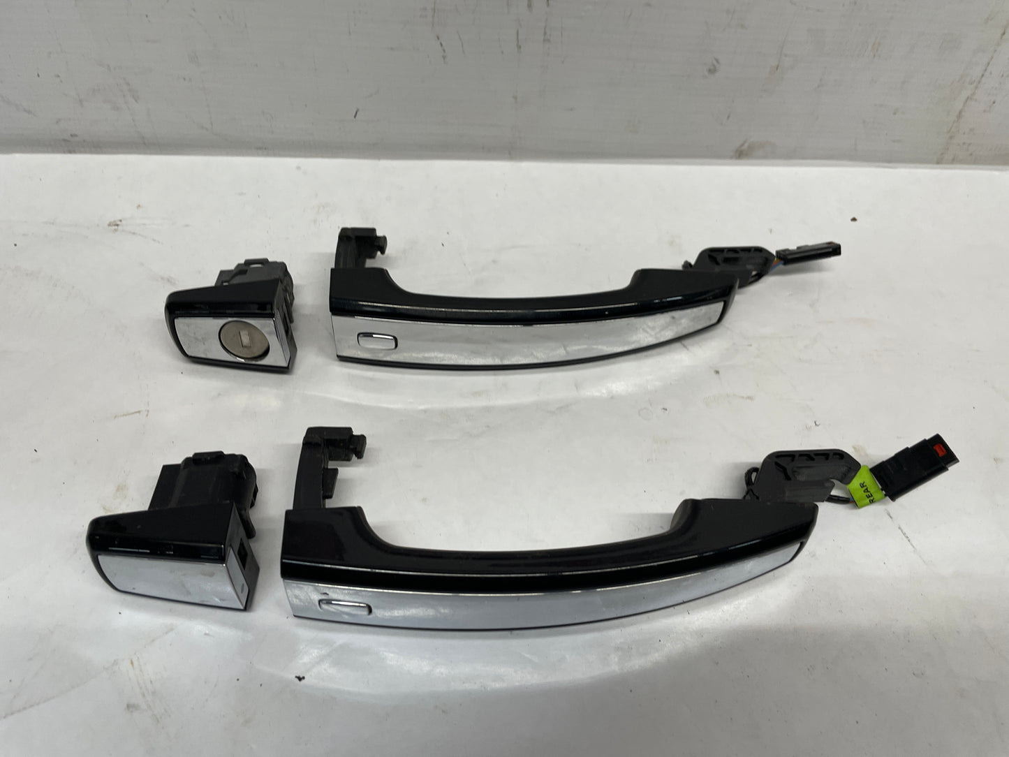2016 Chevy SS Sedan Exterior Door Handle Set Black/ Chrome OEM - Day's Parts Yard