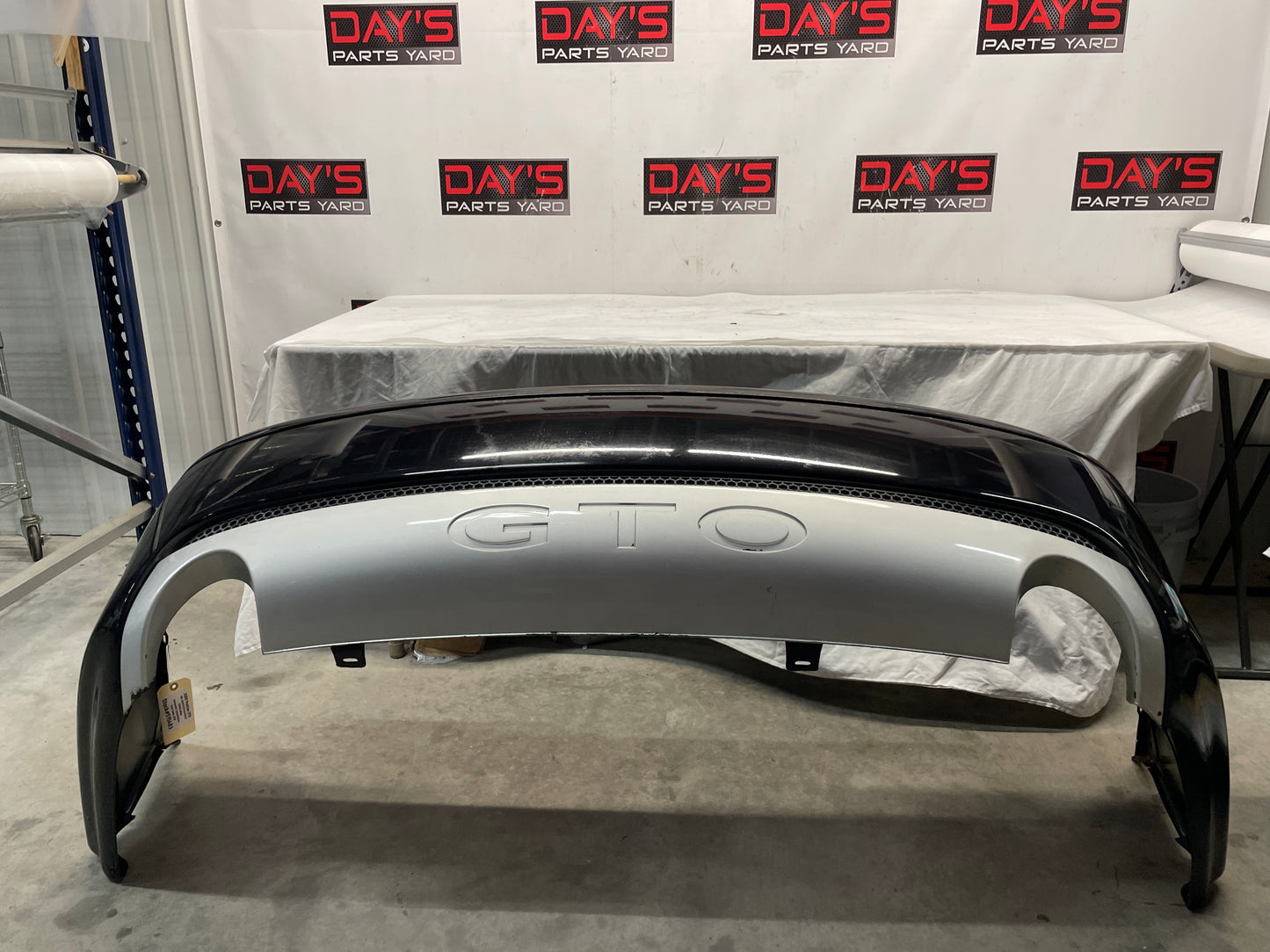 2006 Pontiac GTO Rear Bumper Cover w/ Insert Valance Panel OEM - Day's Parts Yard