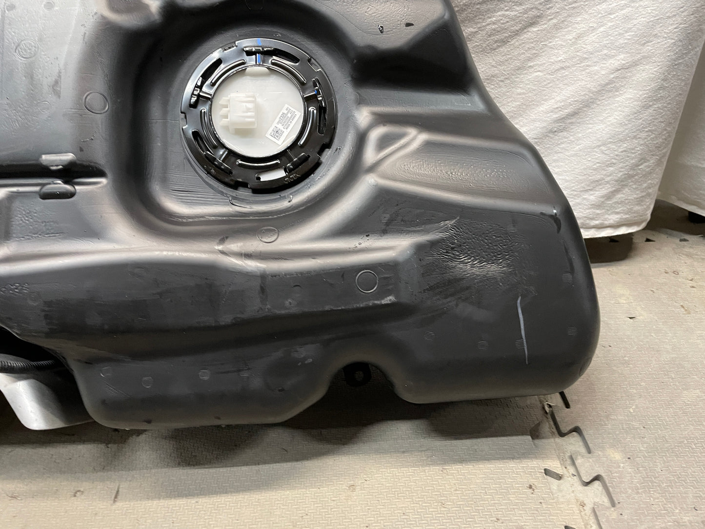 2017 Chevy SS Sedan Complete Fuel Gas Tank and Charcoal Canister OEM - Day's Parts Yard