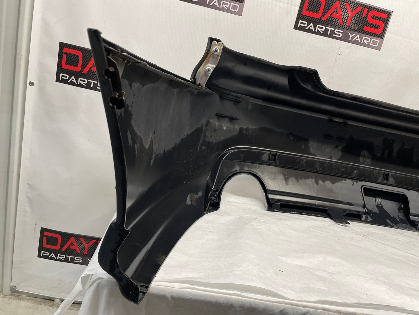 2006 Pontiac GTO Rear Bumper Cover w/ Insert Valance Panel OEM - Day's Parts Yard
