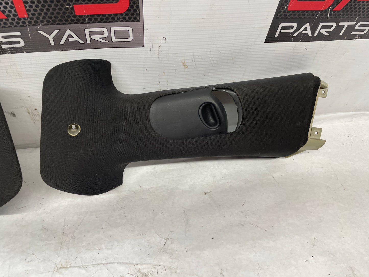 2006 Pontiac GTO RH & LH Interior Upper B Pillar Seat Belt Trim OEM - Day's Parts Yard