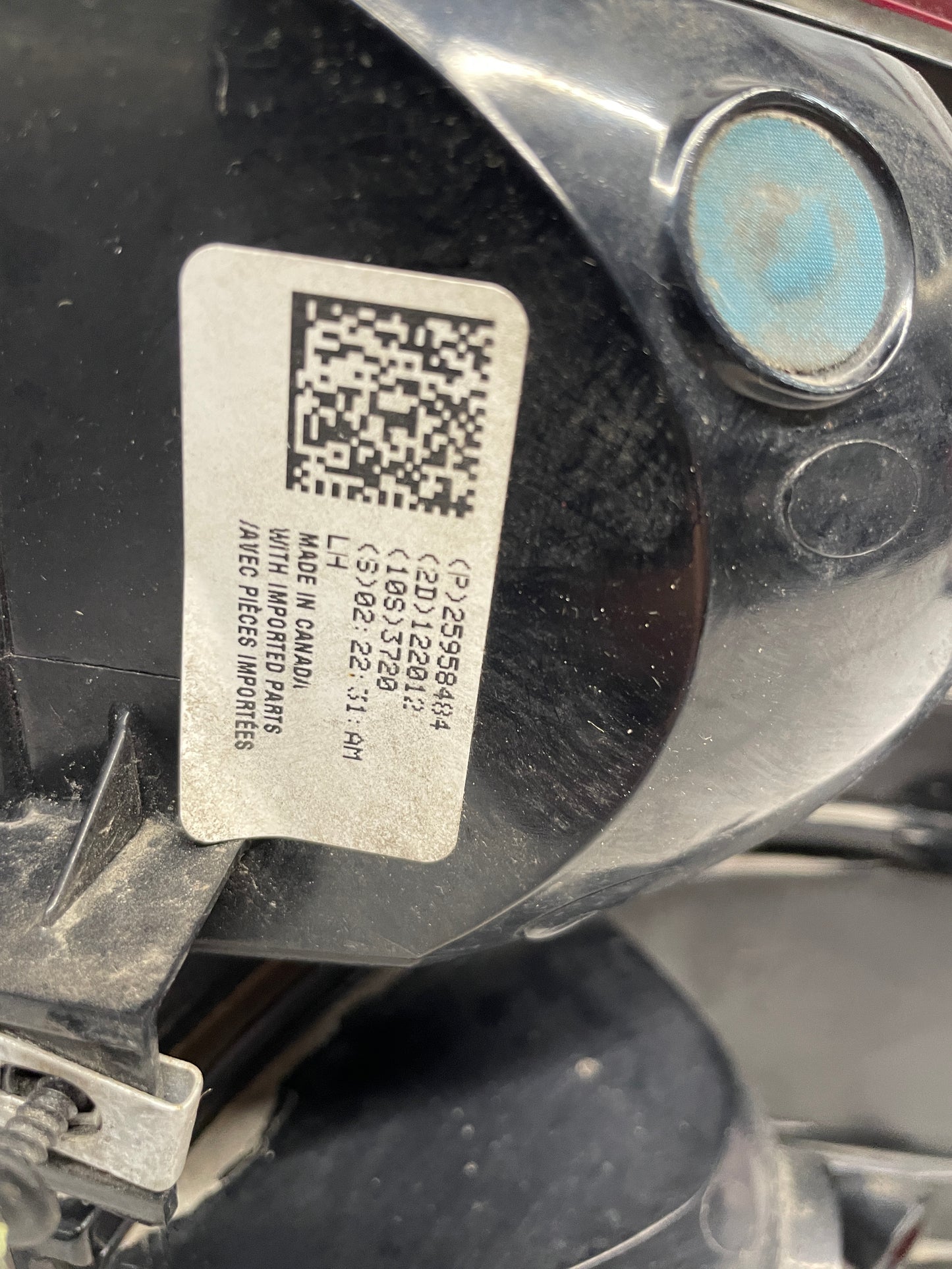 2013 GMC Sierra C1500 SLE LH Driver Tail Light Taillight Lamp OEM - Day's Parts Yard