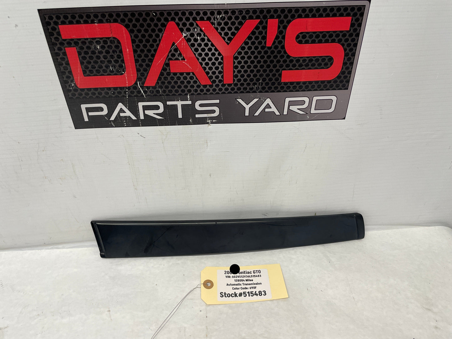 2006 Pontiac GTO LH Driver Exterior B Pillar Window Trim Applique Cover OEM - Day's Parts Yard