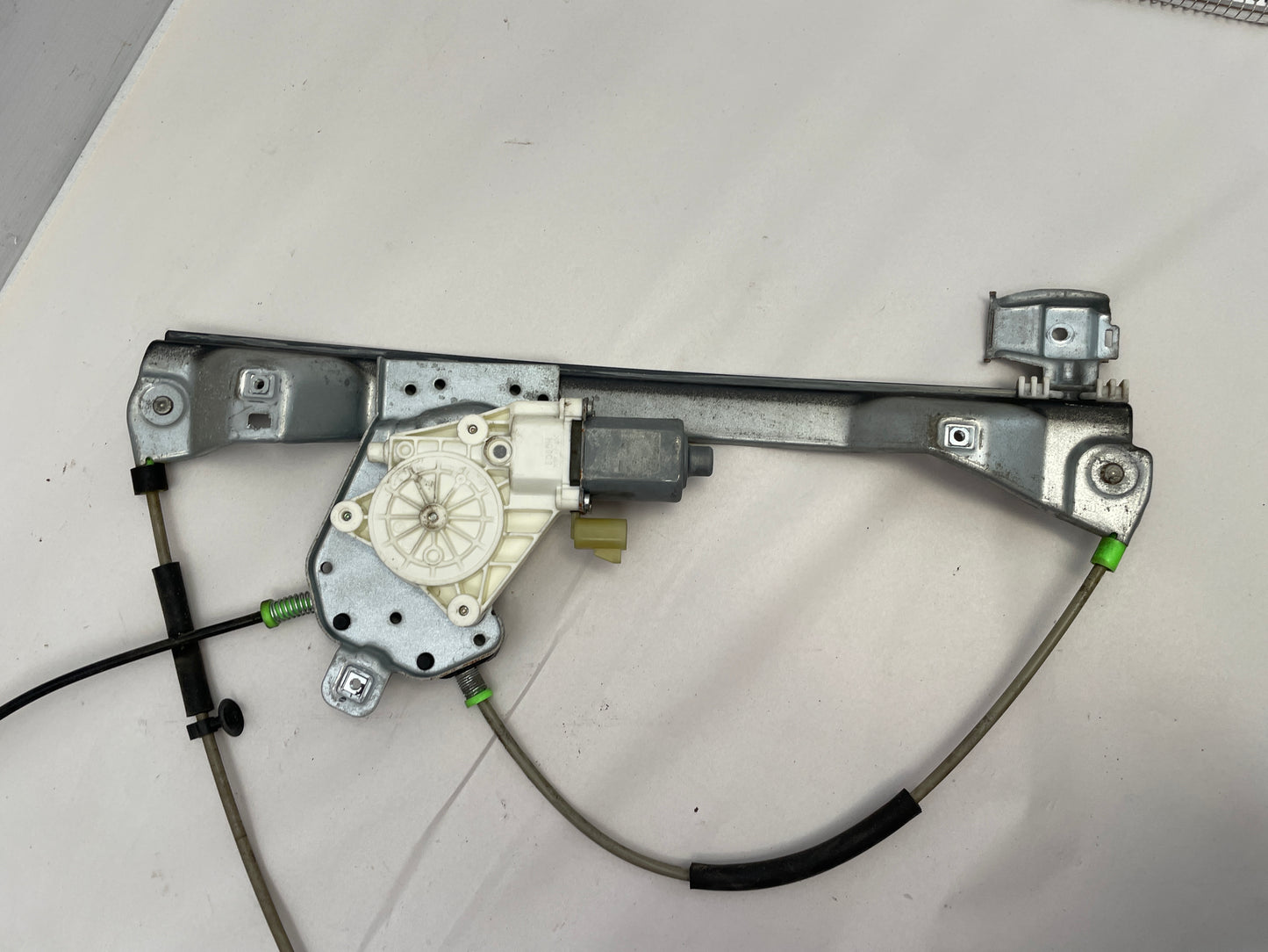 2009 Pontiac G8 Front LH Driver Door Window Regulator Motor OEM - Day's Parts Yard