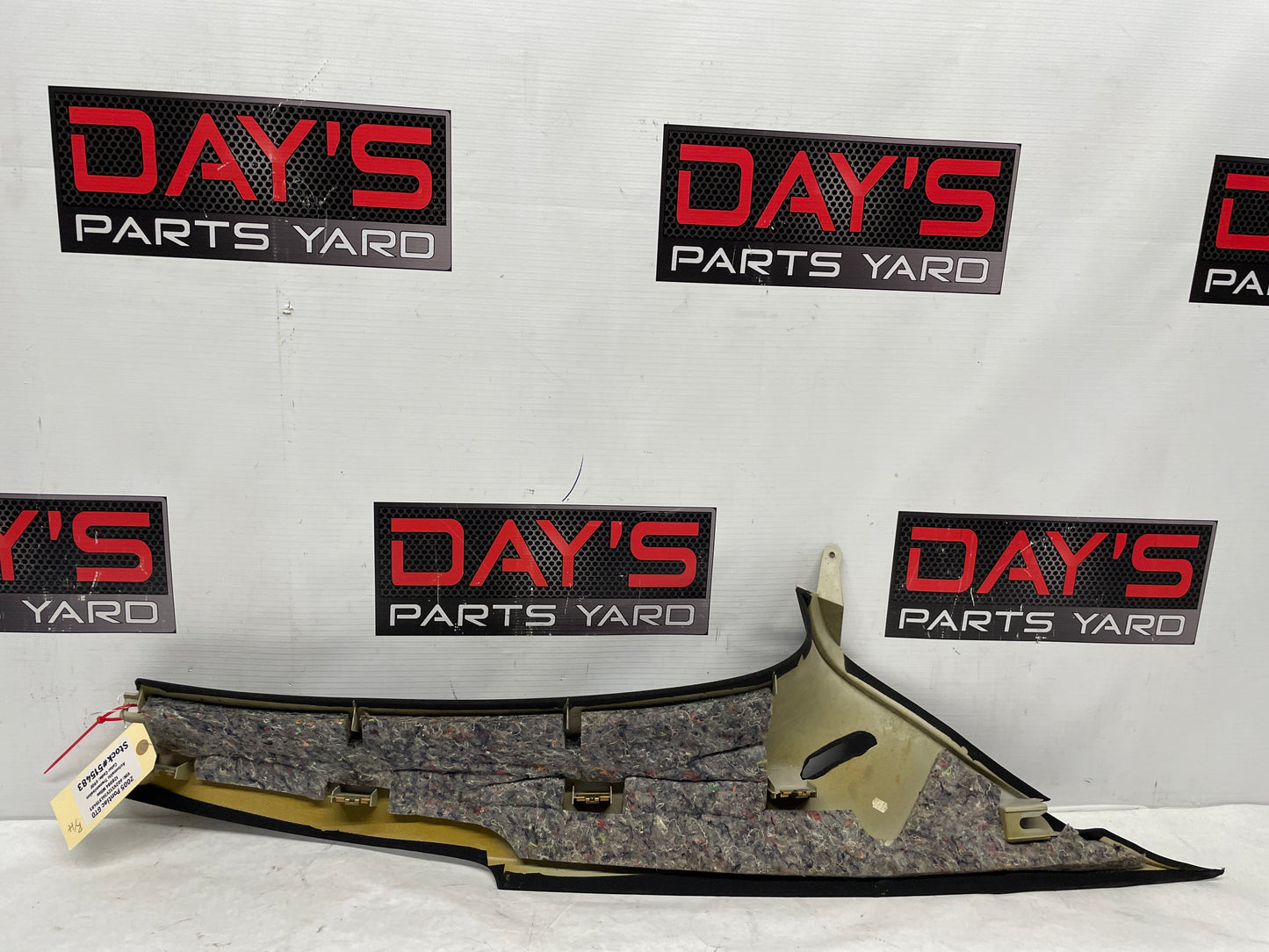 2006 Pontiac GTO RH Passenger Rear Interior C Pillar Seat Belt Cover Trim Panel OEM - Day's Parts Yard