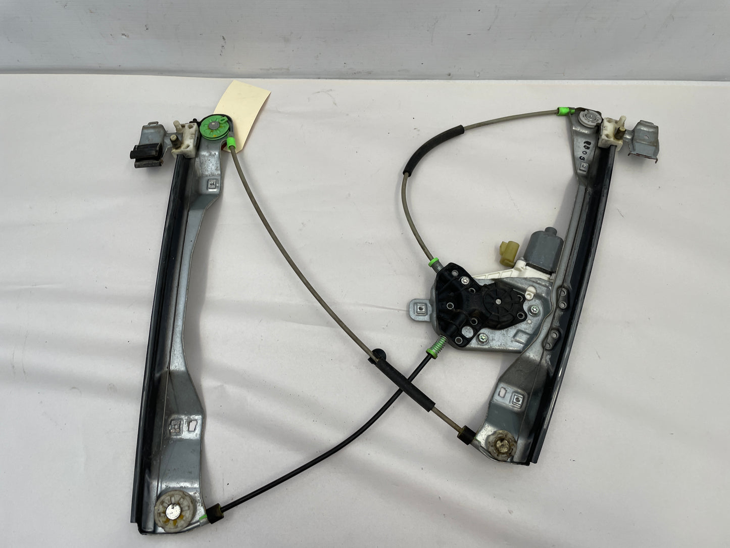 2009 Pontiac G8 Front LH Driver Door Window Regulator Motor OEM - Day's Parts Yard