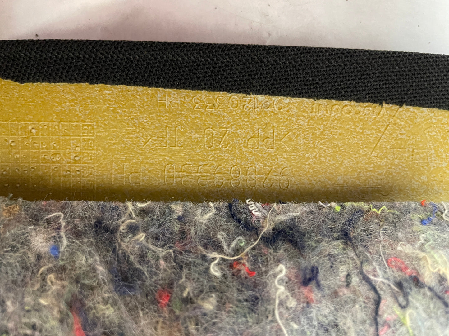2006 Pontiac GTO RH Passenger Rear Interior C Pillar Seat Belt Cover Trim Panel OEM - Day's Parts Yard