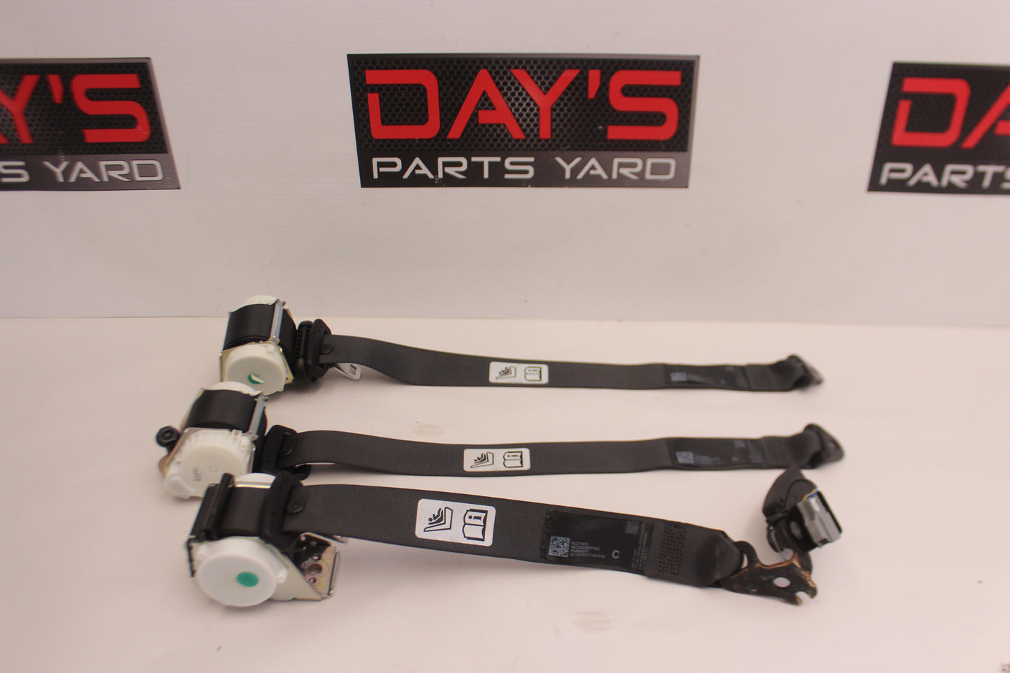 2015 Chevy SS Sedan Complete Rear Seat Belts Set OEM - Day's Parts Yard