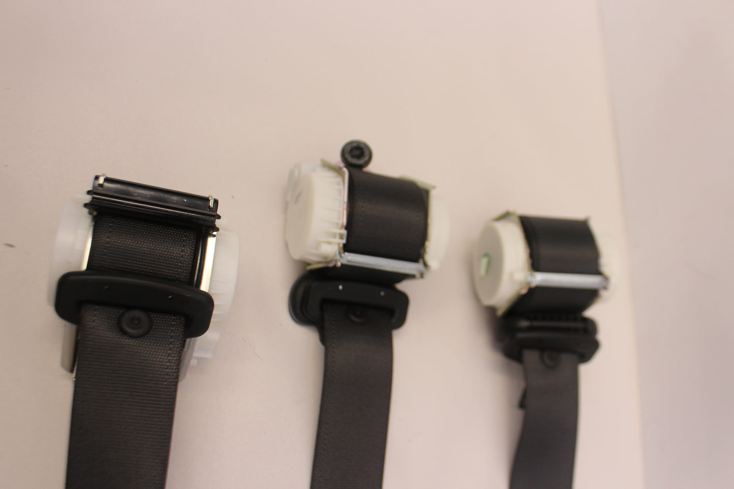 2015 Chevy SS Sedan Complete Rear Seat Belts Set OEM - Day's Parts Yard