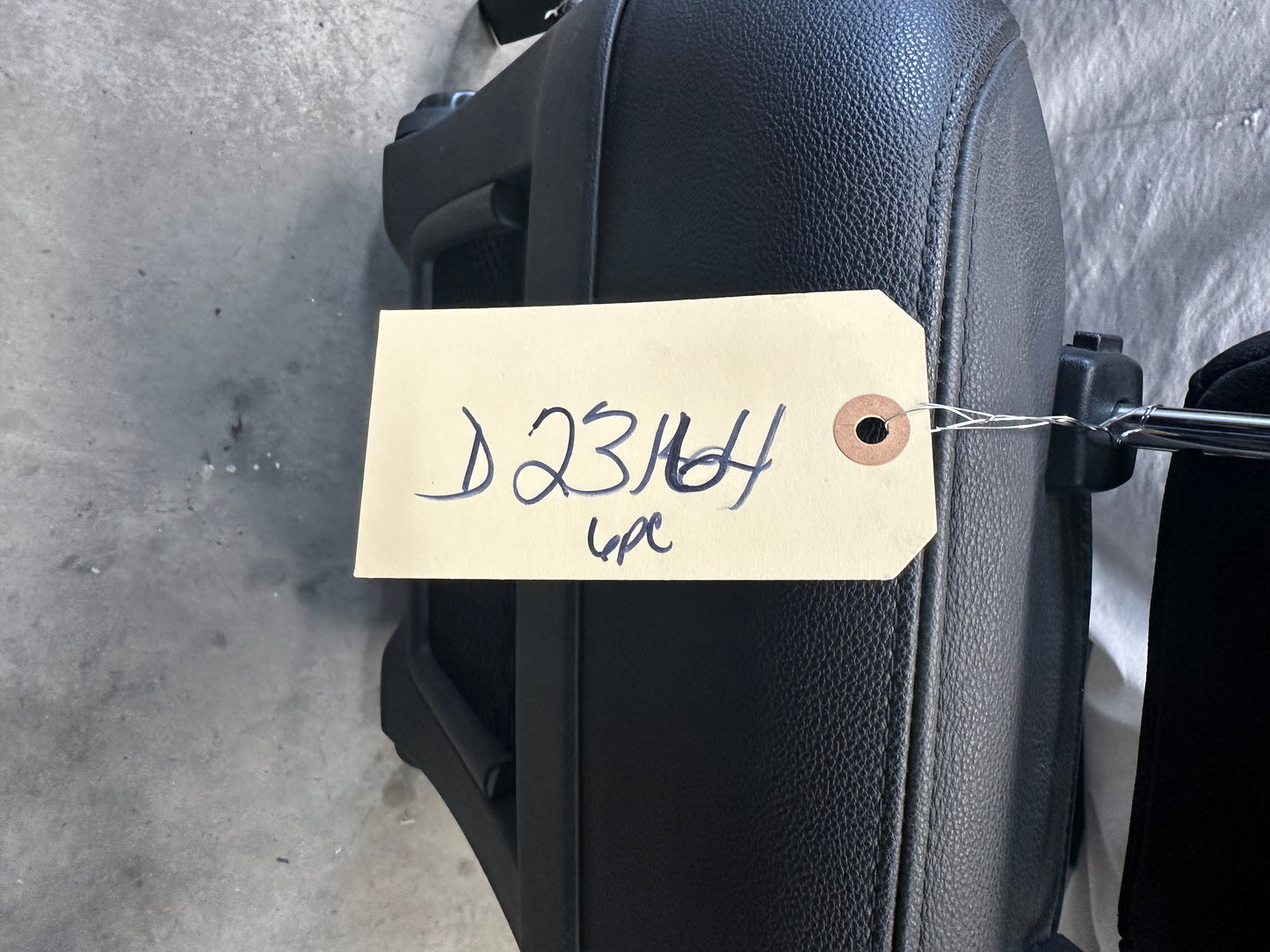 2009 Pontiac G8 GT Seats Fronts and Rears OEM - Day's Parts Yard